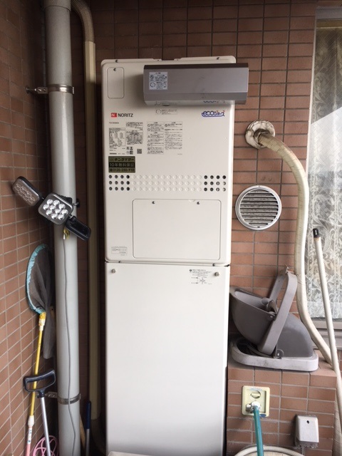 大阪府大阪市東成区T様 ノーリツ エコジョーズ GTH-C2450AW3H-1 BL 24号スタンダード（フルオート）給湯暖房給湯器（エコジョーズ） 交換工事 交換後