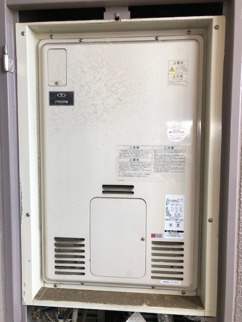 兵庫県尼崎市 M様 ノーリツ給湯器 GTH-2444AWX3H-TB-1 BL 24号フルオート給湯暖房給湯器 交換工事 交換前