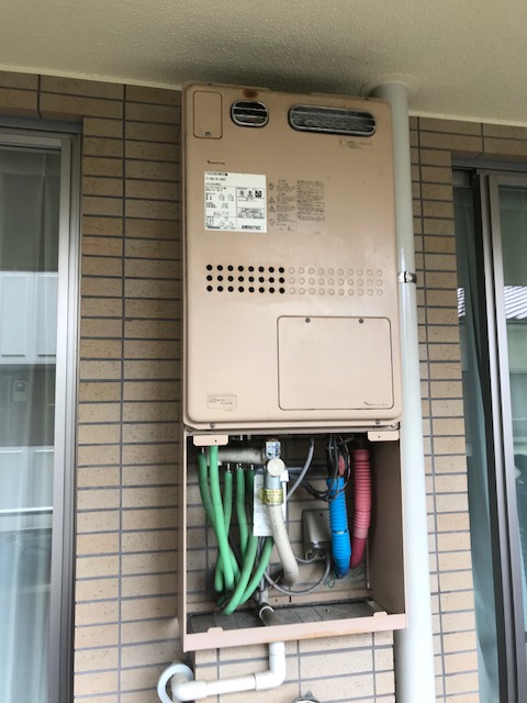 東京都武蔵野市 M様 ノーリツエコジョーズ GTH-C2450AW3H-1 BL 24号スタンダード（フルオート）給湯暖房給湯器 交換工事 交換前