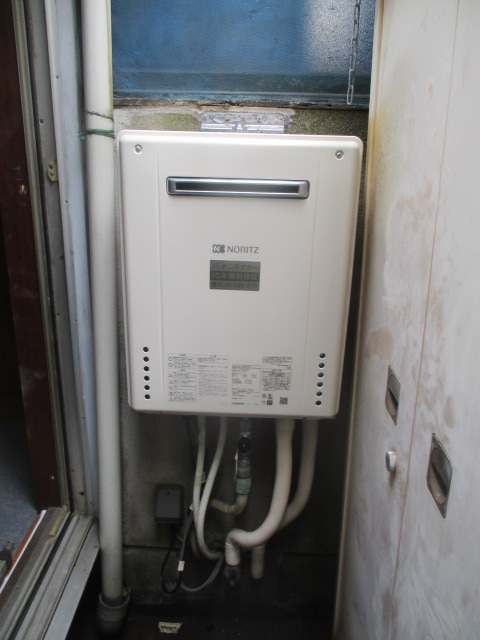 大阪府大阪市淀川区 K様 ノーリツ給湯器 GT-1660SAWX-1 BL 16号オート追焚付給湯器 交換工事 交換後