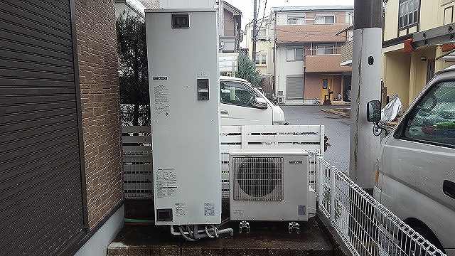 大阪府高槻市 Ｋ様 三菱電機  460L角型フルオートエコキュート 交換工事 交換前