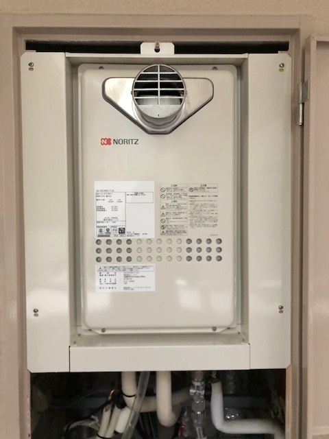 奈良県生駒市 S様 ノーリツ 給湯器 GQ-2427AWX-T-DX BL 24号高温水供給式給湯器 交換工事 交換後