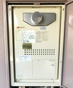 京都府八幡市 S様 ノーリツ給湯器 GQH-2443AWX3H-T-DX BL 24号高温水供給式暖房給湯器 交換工事 交換後