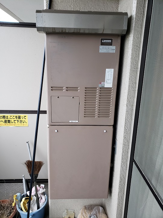 神奈川県横浜市鶴見区 A様 GTH-C2450AW3H-1 BL　ノーリツ 24号スタンダード（フルオート）給湯暖房給湯器（エコジョーズ）交換工事 交換前