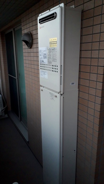 大阪府大阪市阿倍野区 H様 ノーリツ給湯器 GQ-2427AWX-DX BL 24号高温水供給式給湯器 交換工事 交換後