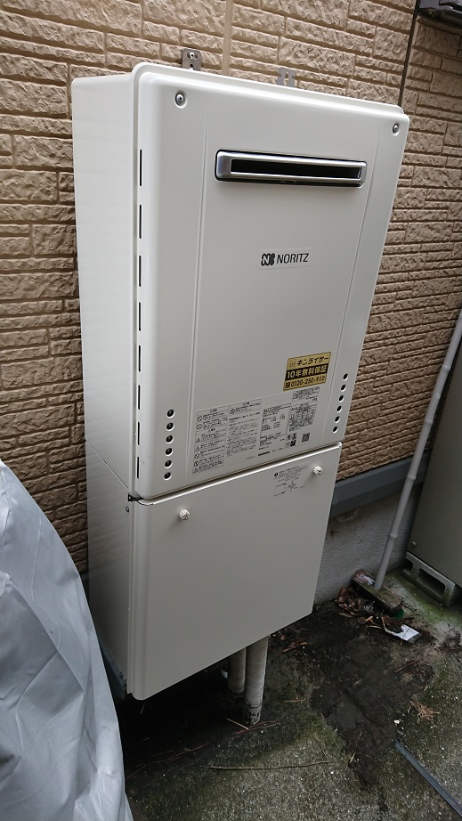 大阪府堺市西区 Ｈ様 ノーリツ給湯器 GT-2060SAWX-1 BL 20号オート追焚付給湯器 交換工事 交換後