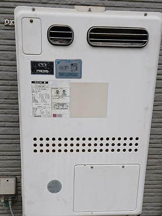 大阪府岸和田市 Ｍ様 ノーリツエコジョーズ GTH-C2450SAW3H-1 BL 24号シンプル（オート）給湯暖房給湯器 交換工事 交換前