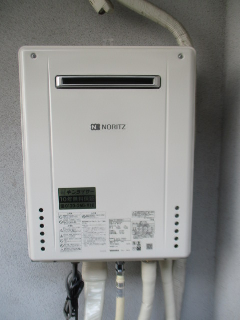 京都府宇治市 T様 ノーリツ給湯器 GT-1660SAWX-1 BL 16号オート追焚付給湯器 交換工事 交換後