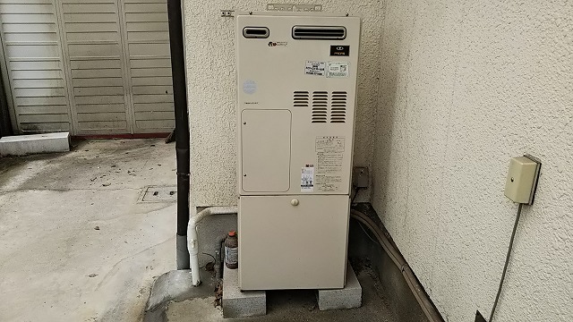 兵庫県加古川市　Y様 ノーリツ給湯器 GT-2460SAWX-1 BL 24号オート追焚付給湯器 交換工事 交換前
