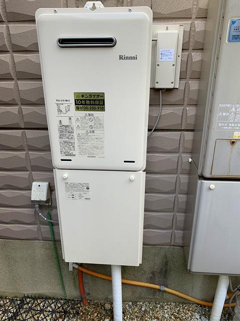 大阪府大阪市生野区 M様 リンナイ給湯器 RUX-A1616W-E 16号オートストップ給湯専用給湯器 交換工事 交換後