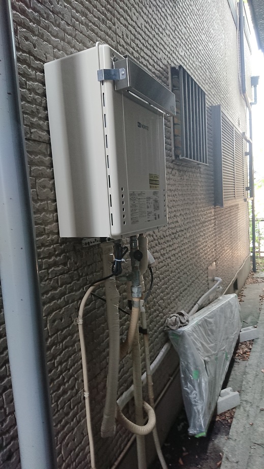 大阪府和泉市 Ｂ様 ノーリツ給湯器 GT-2060SAWX-1 BL 20号オート追焚付給湯器 交換工事 交換後