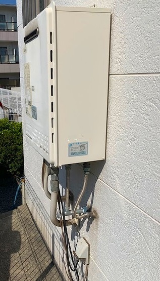 大阪府大阪市東住吉区 M様 ノーリツ給湯器 GT-2460SAWX-1 BL 24号オート追焚付給湯器 交換工事 交換前