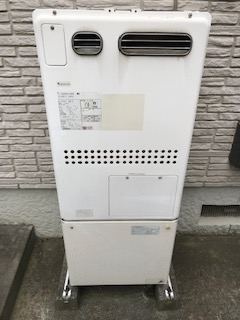東京都府中市 Y様 ノーリツ給湯器 GTH-2444SAWX3H-1 BL 24号オート給湯暖房給湯器 交換工事 交換前
