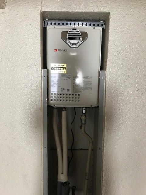 東京都江戸川区 Ｔ様 ノーリツ給湯器 GQ-1639WS-T-1 16号オートストップ給湯専用給湯器 交換工事 交換後
