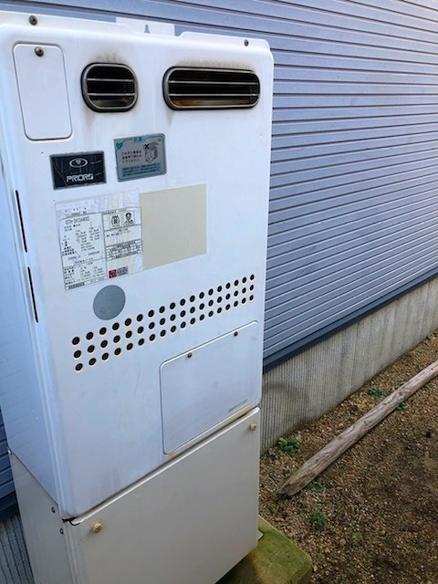 兵庫県神戸市西区 Ａ様 ノーリツエコジョーズ GTH-C2450AW3H-1 BL 24号スタンダード（フルオート）給湯暖房給湯器 交換工事 交換前