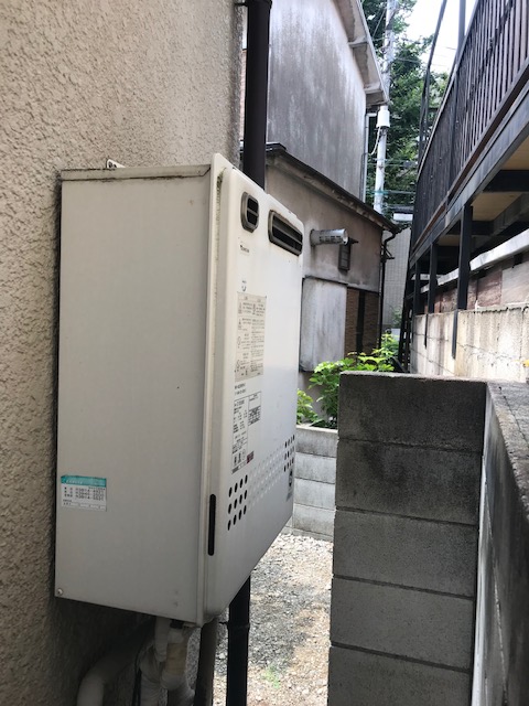 東京都文京区 Ｙ様 ノーリツ給湯器 GT-2060SAWX-1 BL 20号オート追焚付給湯器 交換工事 交換前