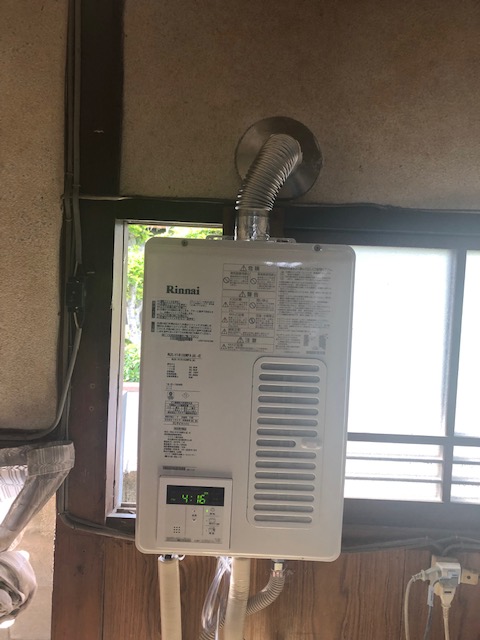 大阪府摂津市 Ｙ様 リンナイ給湯器 RUX-V1615SWFA(A)-E 16号オートストップ給湯専用給湯器 交換工事 交換後