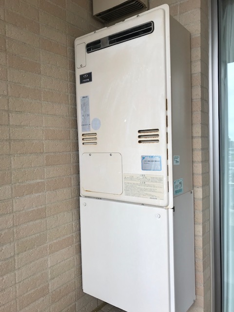 兵庫県神戸市東灘区 F様 都市ガス	 ノーリツエコジョーズ GTH-C2450AW3H-1 BL 24号スタンダード（フルオート）給湯暖房給湯器 交換工事 交換前