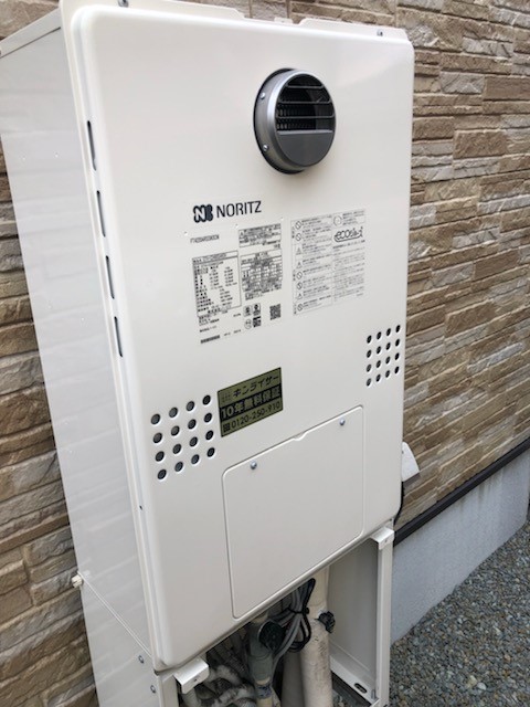 兵庫県姫路市 Ｏ様 都市ガス ノーリツエコジョーズ GTH-C2460SAW3H BL 24号シンプル（オート）給湯暖房給湯器 交換工事 交換後
