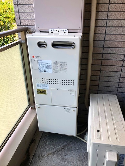 兵庫県芦屋市 Ｉ様 都市ガス ノーリツ給湯器 GQH-2443AWXD-DX BL 24号高温水供給式暖房給湯器 交換工事 交換後