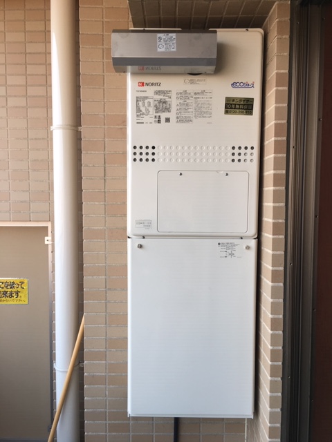 大阪府大阪市中央区  N様 都市ガス ノーリツエコジョーズ  GTH-C2450AW3H-1 BL 24号スタンダード（フルオート）給湯暖房給湯器 交換工事 交換後