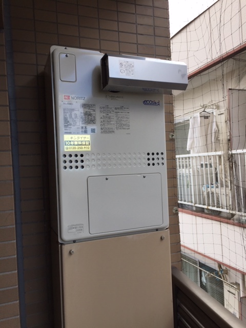 大阪府大阪市中央区 M様 都市ガス ノーリツエコジョーズ GTH-C2450AW3H-1 BL 24号スタンダード（フルオート）給湯暖房給湯器 交換工事 交換後