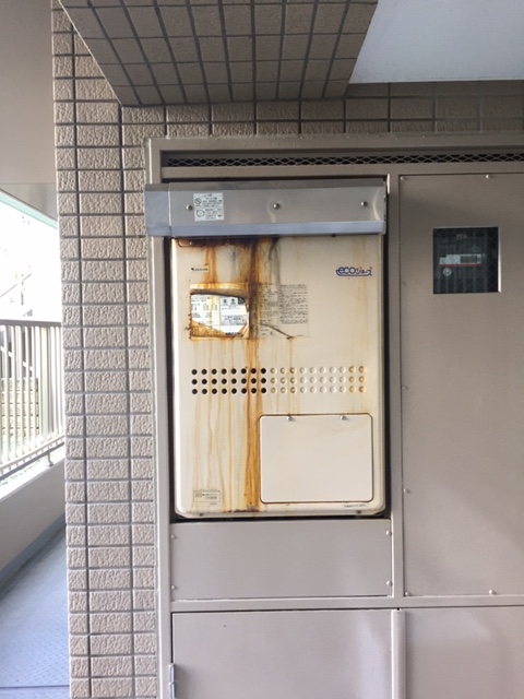 東京都日野市 I様 都市ガス ノーリツエコジョーズ GTH-C2450AW3H-L-1 BL 24号スタンダード（フルオート）給湯暖房給湯器 交換工事 交換前