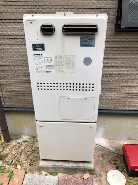 奈良県生駒郡三郷町 N様 都市ガス ノーリツエコジョーズ GTH-C2450SAW3H-1 BL 24号シンプル（オート）給湯暖房給湯器 交換工事 交換前