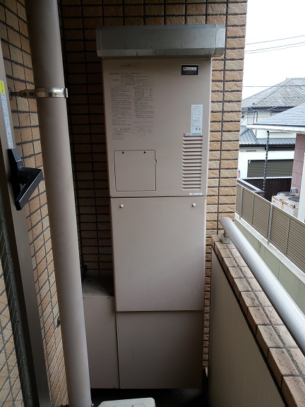 東京都大田区 Ｎ様 	都市ガス ノーリツ給湯器 GTH-2444SAWX3H-1 BL 24号オート給湯暖房給湯器 交換工事 交換前