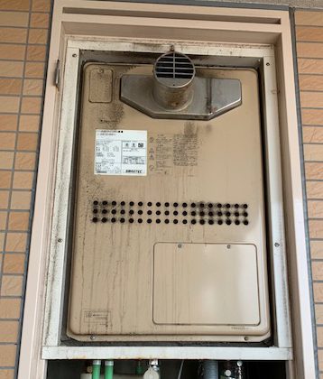 東京都足立区 Ｓ様 都市ガス ノーリツ給湯器 GTH-2444AWX3H-T-1 BL 24号フルオート給湯暖房給湯器 交換工事 交換前