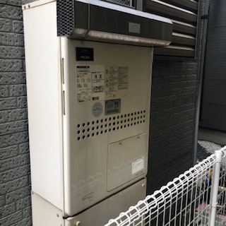 兵庫県神戸市中央区 Ｎ様 都市ガス ノーリツエコジョーズ GTH-C2460AW3H BL 24号スタンダード（フルオート）給湯暖房給湯器 交換工事 交換前