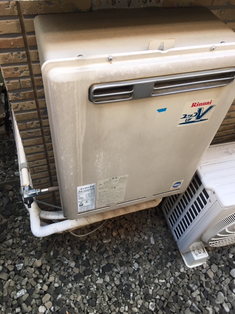 埼玉県ふじみ野市 Ｉ様 ＬＰガス ノーリツ給湯器 GT-2460SAWX-1 BL LPG 24号オート追焚付給湯器 交換工事 交換前
