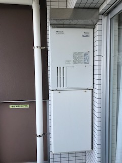 神奈川県川崎市宮前区 Ｏ様 都市ガス ノーリツエコジョーズ GTH-C2450AW3H-1 BL 24号スタンダード（フルオート）給湯暖房給湯器 交換工事 交換前
