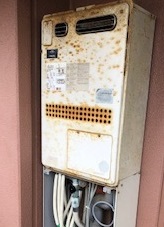 兵庫県神戸市中央区 Ｙ様 都市ガス ノーリツエコジョーズ GTH-C2460AW3H BL 24号スタンダード（フルオート）給湯暖房給湯器 交換工事 交換前