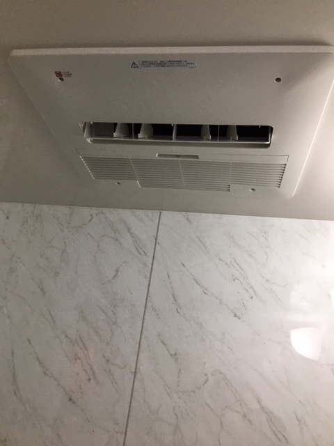 東京都中央区 Ｈ様  ノーリツ天井形浴室暖房乾燥機 BDV-4104AUKNC-J3-BL 交換工事 交換後