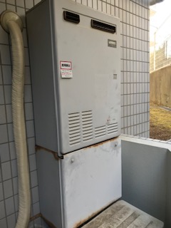 神奈川県川崎市高津区 K様 都市ガス ノーリツエコジョーズ GTH-C1650AW-1 BL 16号スタンダード（フルオート）給湯暖房給湯器 交換工事 交換前