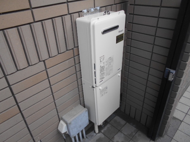 奈良県生駒市 Ｉ様 都市ガス リンナイ給湯器 RUX-A1616W-E 16号給湯専用給湯器 交換工事 交換後