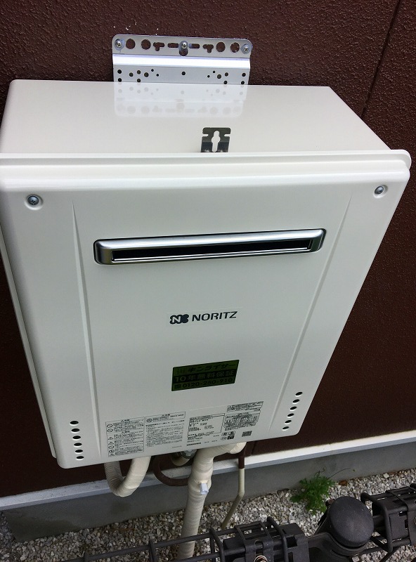 東京都新座市 Ｓ様 ＬＰガス ノーリツ給湯器 GT-2460AWX-1 BL LPG 24号フルオート追焚付給湯器 交換工事 交換後