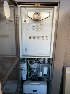 兵庫県神戸市西区 S様 都市ガス ノーリツ給湯器 GTH-2444SAWX3H-T-1 BL  24号オート給湯暖房給湯器　交換工事 交換前