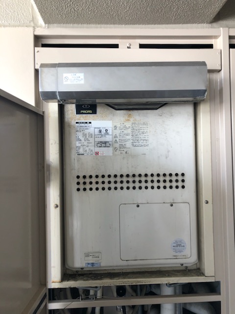 兵庫県神戸市灘区 Ｗ様 都市ガス ノーリツ給湯器 GTH-2444AWX3H-T-1 BL 24号フルオート給湯暖房給湯器 交換工事 交換前