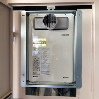 兵庫県神戸市垂水区 Ｏ様 都市ガス リンナイ給湯器 RUJ-A2400T 24号高温水供給式給湯器 交換工事 交換後
