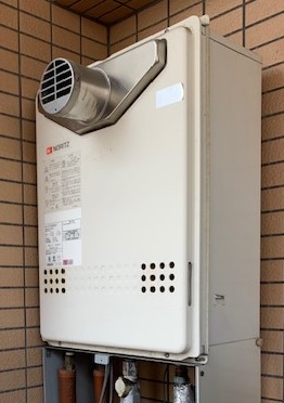 東京都豊島区 Ｎ様 都市ガス ノーリツ給湯器 GT-2060SAWX-T-1 BL 20号オート追焚付給湯器 交換工事 交換前