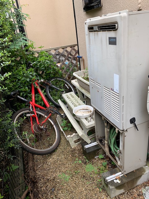 東京都狛江市 Ｋ様 都市ガス ノーリツエコジョーズ GTH-C2460AW3H BL 24号スタンダード（フルオート）給湯暖房給湯器 交換工事 交換前