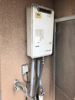京都府京都市東山区 Ｙ様 都市ガス ノーリツ給湯器 GQ-1639WS-1 BL 16号オートストップ給湯専用給湯器 交換工事 交換前