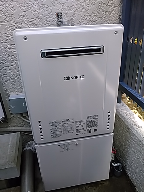 兵庫県芦屋市 Ｓ様 都市ガス ノーリツ給湯器 GT-1660AWX BL 16号フルオート追焚付給湯器 交換工事 交換後