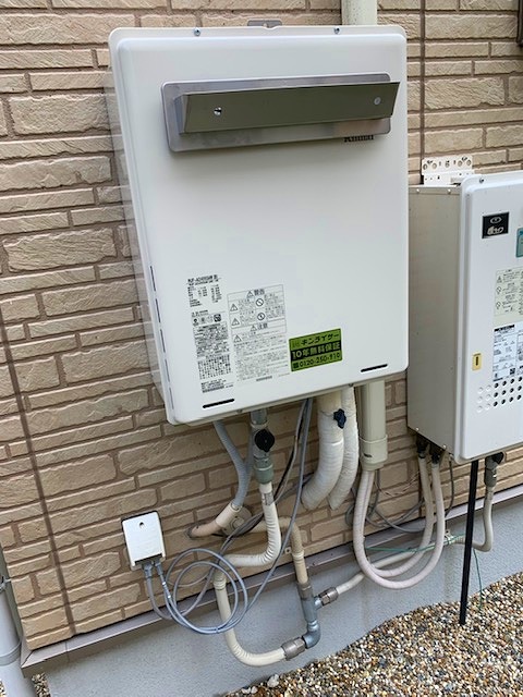 兵庫県西宮市 N様 都市ガス リンナイ給湯器 RUF-A2405SAW(B) 24号オート追焚付給湯器 交換工事 交換後