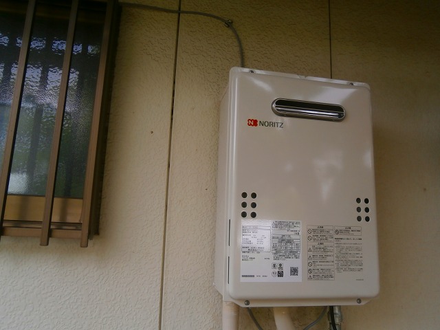 神奈川県相模原市 M様 都市ガス ノーリツ給湯器 GQ-1639WS-1 BL 16号オートストップ給湯専用給湯器 交換工事 交換後