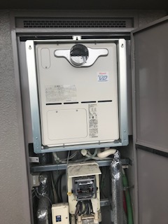 愛知県半田市 Ｏ様 都市ガス リンナイ給湯器 RVD-A2000SAT(A) 20号オート給湯暖房給湯器 交換工事 交換後