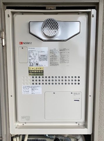 大阪府堺市堺区 M様 都市ガス ノーリツ給湯器 GQH-2443AWX3H-T-DX BL 24号高温水供給式暖房給湯器 交換工事 交換後