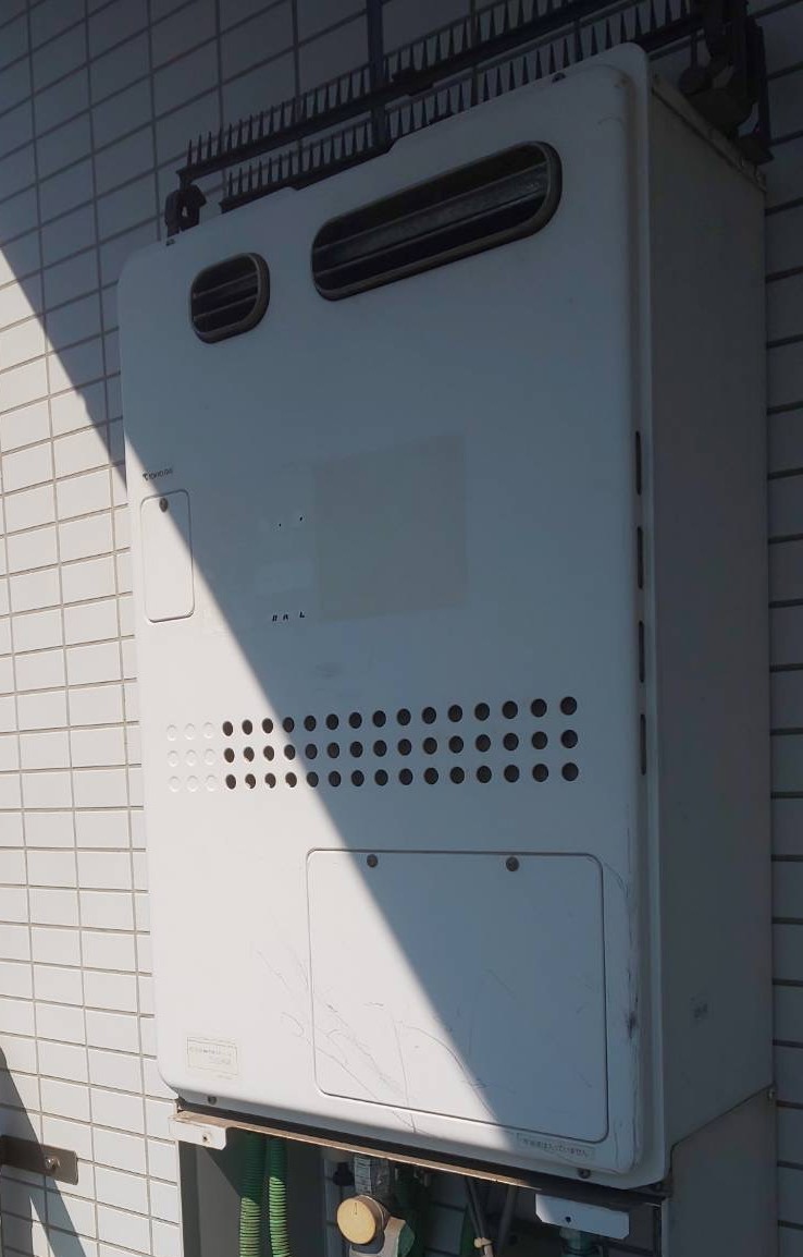 東京都中央区 Ｍ様 都市ガス ノーリツエコジョーズ GTH-C2460SAW3H BL 24号シンプル（オート）給湯暖房給湯器 交換工事 交換前